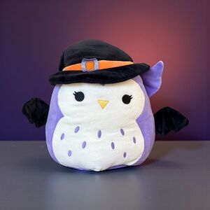 Holly Owl Squishmallow Plush Halloween Treat Pail dressed as a Witch. NWT